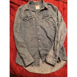 Levi’s denim button down shirt